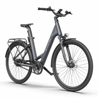 Moderne elektrische fiets met bagagedrager.